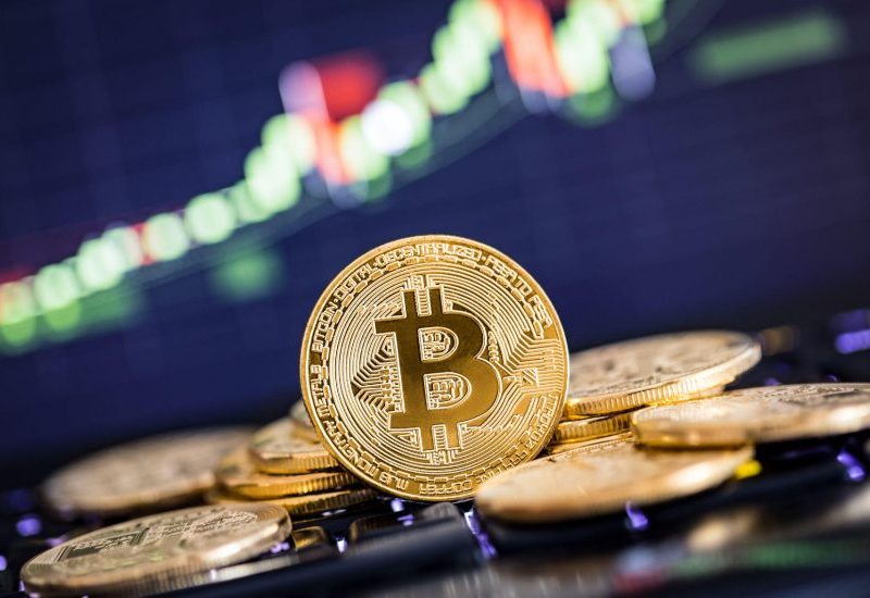 Bitcoin Looks for Price Support After Failed $10K Crossover